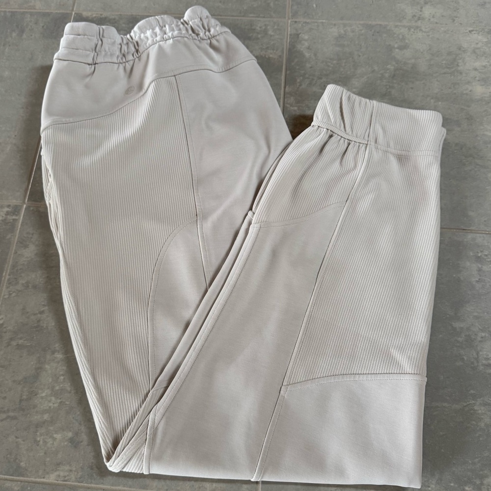 Lululemon Brushed Softstreme Ribbed Full Length High Rise Jogger